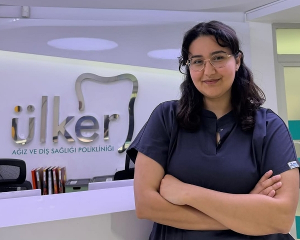 Dt. Çağla Yıldırım Dt. Çağla Yıldırım